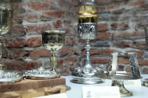Vernisajul expoziției „Tezaur – Episcopia Tulcii”, la Alba Iulia Poza 23350
