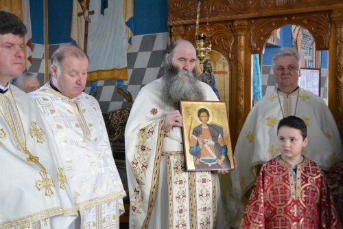 Slujiri arhiereşti în Duminica Ortodoxiei Poza 22904