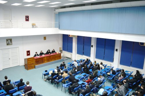 Conferință și prezentare de carte la Facultatea de Teologie albaiuliană Poza 21309