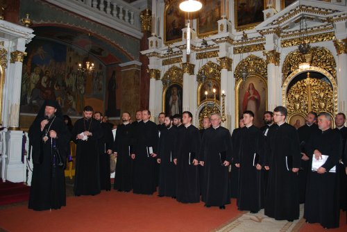 Concertul coralei preoților din Arhiepiscopia Aradului Poza 21101