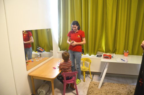 Daruri pentru copii, la Centrul de recuperare al Fundaţiei „Mihai Neşu” Poza 20747