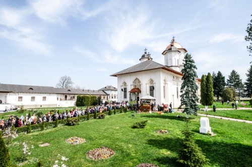 Sărbătorirea Sfântului Calinic la Mănăstirea Cernica Poza 20513