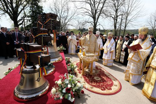 Sărbătorirea Sfântului Calinic la Mănăstirea Cernica Poza 20515