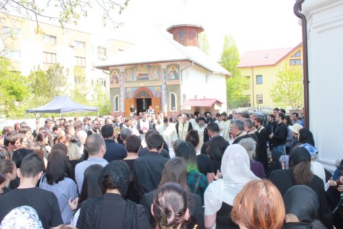 Părintele diacon Mircea Mihail Tudora a fost condus pe ultimul drum Poza 20147