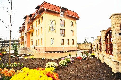 Peste 2460 de pacienți îngrijiţi la Centrul de Îngrijiri Paliative „Sfântul Nectarie” din Cluj-Napoca, în cei 5 ani de funcţionare Poza 18801