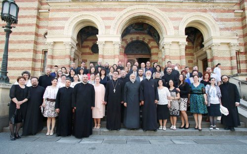 Întâlniri ale absolvenţilor la Facultatea de Teologie din Sibiu Poza 17138