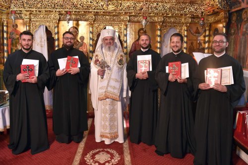 Hirotesii întru duhovnic la Reşedinţa Patriarhală Poza 16179