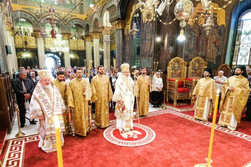 Sfinții Petru și Pavel sărbătoriți la Catedrala Patriarhală Poza 15550