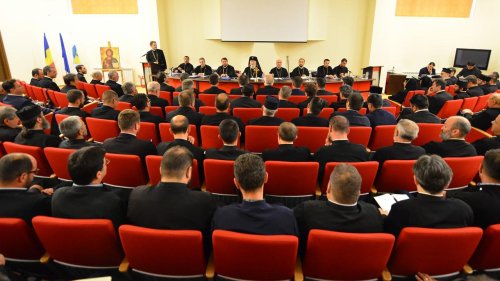 Conferință semestrială în Arhiepiscopia Târgoviștei Poza 15081