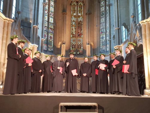 Corul Academic „Byzantion“ a concertat în cadrul Festivalului din Montalbane (Germania) Poza 14753