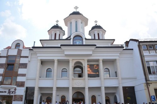 Sfințirea Bisericii „Schimbarea la Față” din Cluj-Napoca Poza 12456