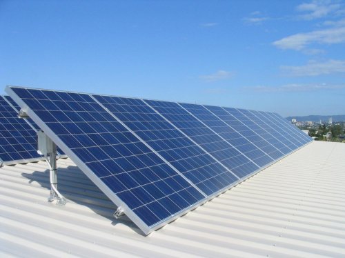 Bani pentru investiţiile în energia fotovoltaică Poza 12258
