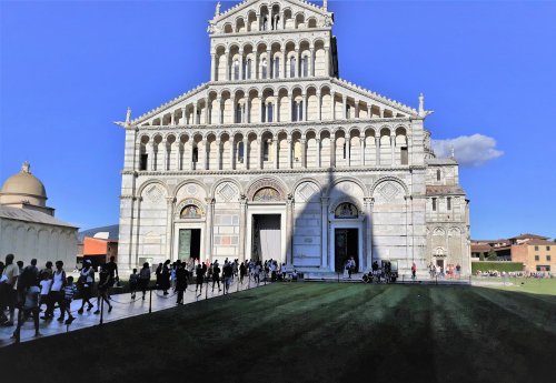 Pelerini clujeni „Pe urmele sfinților în Italia” (III) Poza 11828