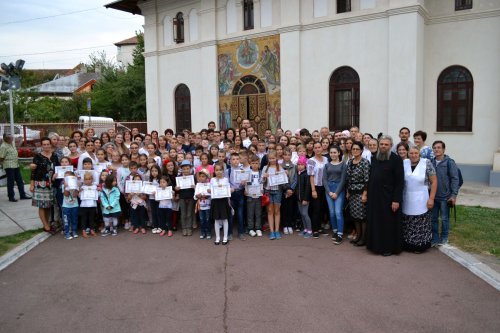 Şcoală de vară în Parohia „Sfântul Ioan Botezătorul” din Botoşani Poza 10969