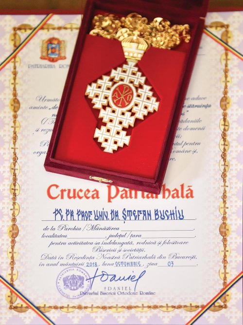Crucea Patriarhală pentru părintele Ștefan Buchiu Poza 9267