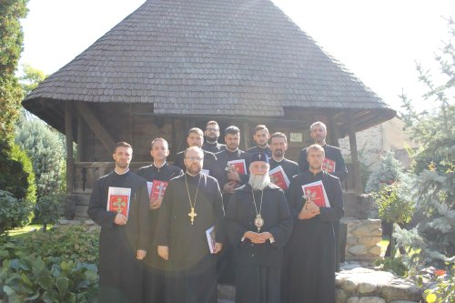 Hirotesii de duhovnici în Arhiepiscopia Craiovei Poza 8847