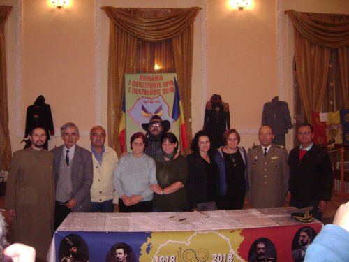 Expoziție dedicată Zilei Armatei la Lugoj Poza 7829