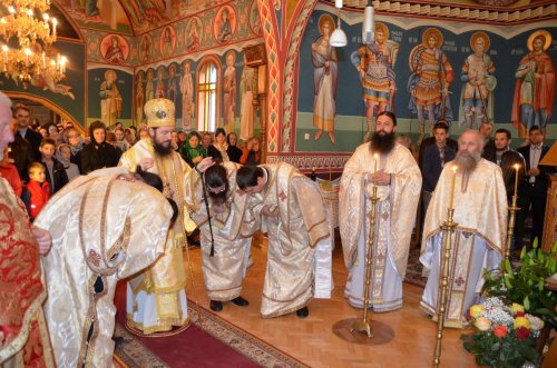 Binecuvântare arhierească la Mănăstirea Plutoniţa Doroteia Poza 7327