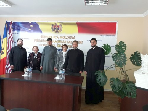 Protocol încheiat între parohii din România şi Republica Moldova Poza 7331