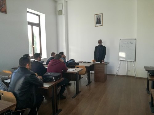 Conferinţe despre teologia siriacă la Facultatea de Teologie din Craiova Poza 7191