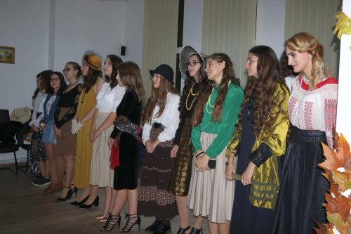 Trei ani de la înfiinţarea Asociaţiei Tinerilor Ortodocşi Vaslui Poza 7083