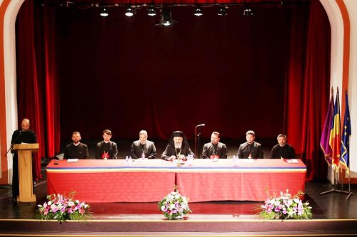 Conferință preoțească solemnă la Alba Iulia Poza 6762