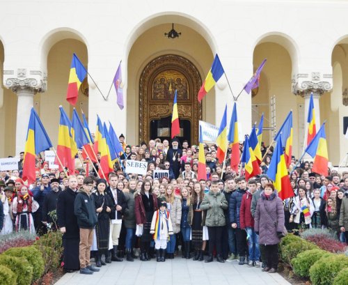 Întâlnirea anuală a tinerilor ortodocși din Arhiepiscopia Alba Iuliei Poza 5444