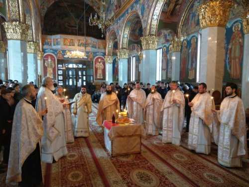 Zilele „Veniamin Costachi” la Seminarul Teologic de la Mănăstirea Neamţ Poza 3782