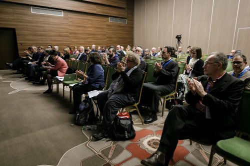 Conferinţa internaţională IOTA de la Iaşi, la final Poza 2749