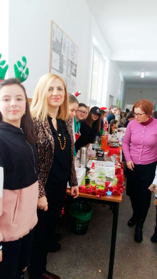 Campanie de voluntariat a elevilor, la Școala „Constantin Brâncuși” din Cluj-Napoca Poza 2188