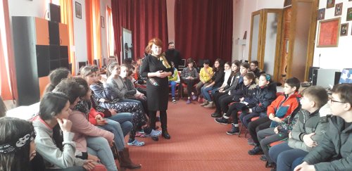 Campanie de voluntariat a elevilor, la Școala „Constantin Brâncuși” din Cluj-Napoca Poza 2192
