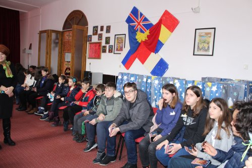 Campanie de voluntariat a elevilor, la Școala „Constantin Brâncuși” din Cluj-Napoca Poza 2193