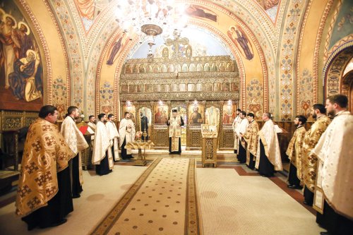 Noi duhovnici în Arhiepiscopia Sibiului Poza 1263