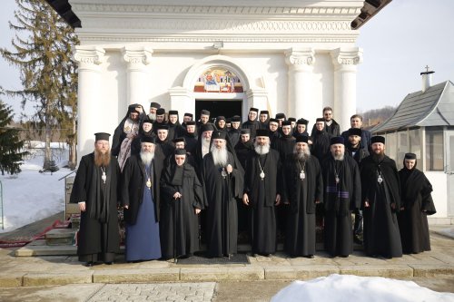 Şapte ierarhi în pelerinaj în patria Patriarhului Teoctist Poza 1248