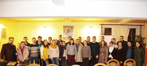 Atelier de formare continuă la cu tema „Cunoaște, iubește, acționează, împreună pentru viață”, la Brașov Poza 61