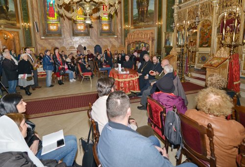 Lansare de carte la Biserica Zlătari din Capitală Poza 114840