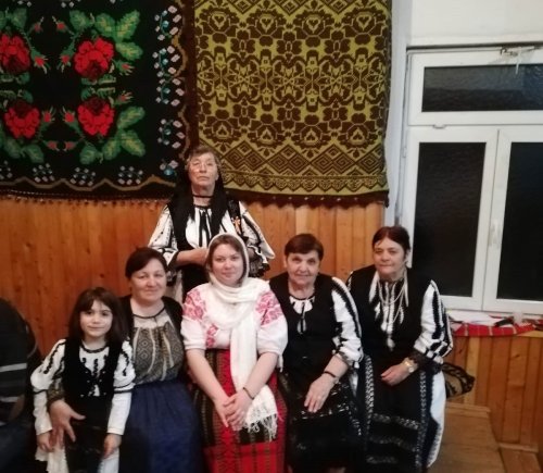 Tradiții actualizate în șezătorile din satele ardelene Poza 114628