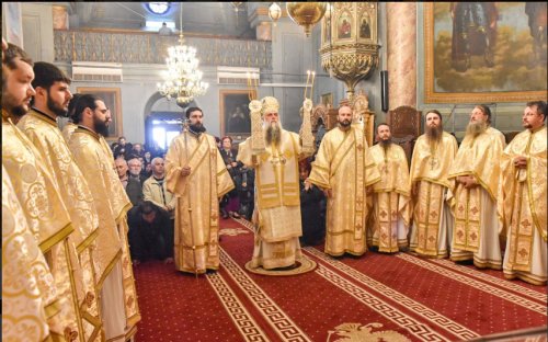 Slujiri arhiereşti în Duminica Ortodoxiei Poza 114258