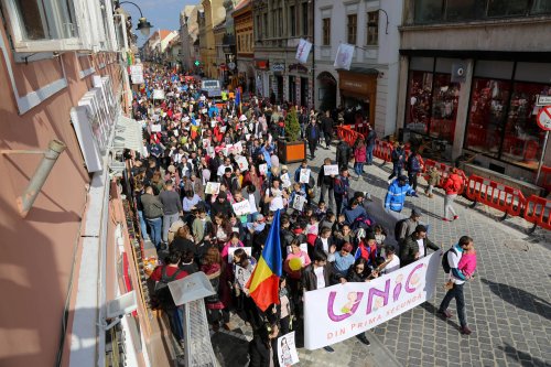 Manifestări pentru dreptul la viață, în orașe transilvane și bănățene Poza 113928