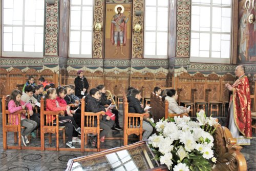 Activități cu elevii, la Parohia „Nașterea Domnului” din Cluj-Napoca Poza 113634