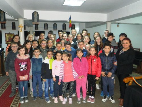 Activități la Centrul de tineret din Bocșa Română, Caraș-Severin Poza 113559