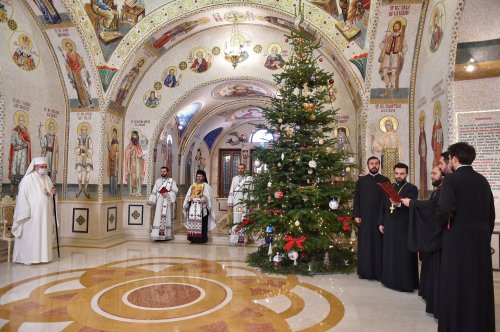 Ajunul Crăciunului la Reşedinţa Patriarhală