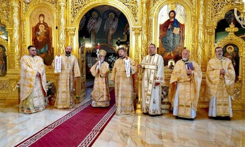 Prima zi de Paști la Catedrala Arhiepiscopală din Arad Poza 170086