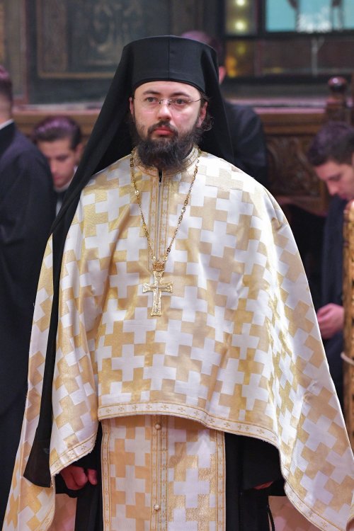 Slujba Privegherii pentru Sfântul Grigorie Palama la Catedrala Patriarhală Poza 231203