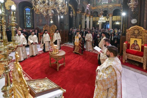Slujba Privegherii pentru Sfântul Grigorie Palama la Catedrala Patriarhală Poza 231211