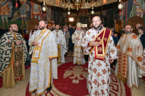 Binecuvântare la Biserica Sfântului Grigorie Palama din București Poza 233985