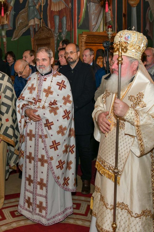 Binecuvântare la Biserica Sfântului Grigorie Palama din București Poza 233986
