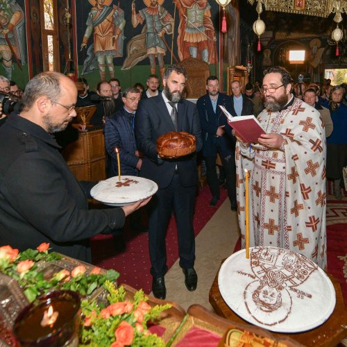 Binecuvântare la Biserica Sfântului Grigorie Palama din București Poza 234004