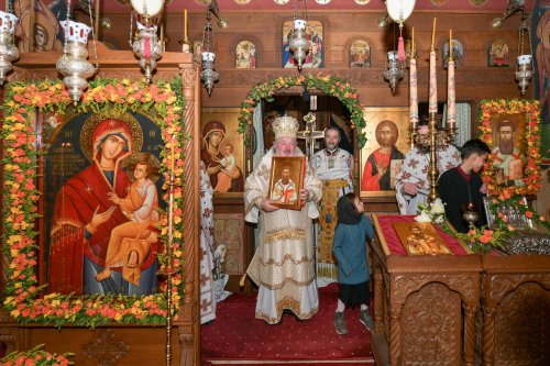 Binecuvântare la Biserica Sfântului Grigorie Palama din București Poza 234006