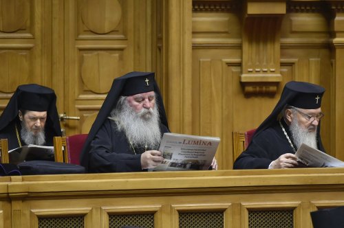 Lucrările Adunării Naționale Bisericeşti în Palatul Patriarhiei Poza 244154